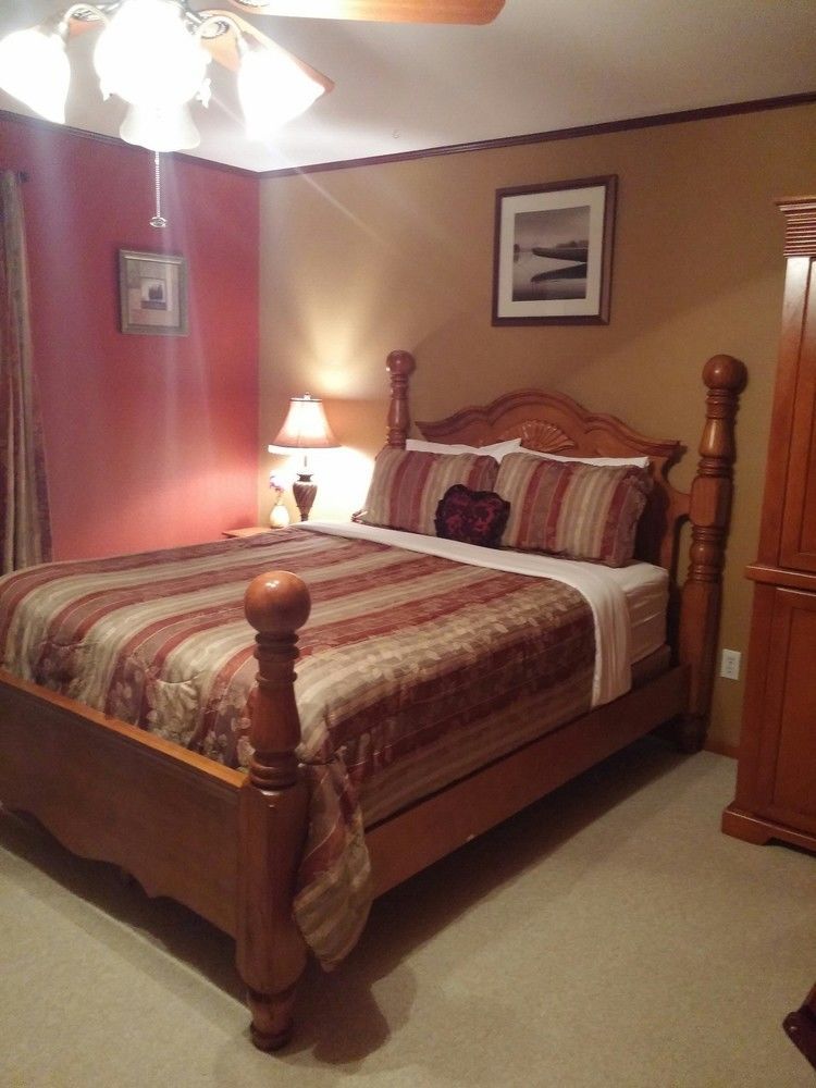 A Mooseberry Inn B&B Slana Екстериор снимка