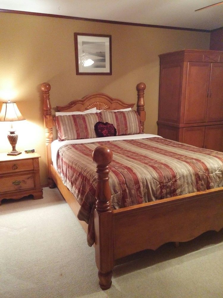 A Mooseberry Inn B&B Slana Екстериор снимка